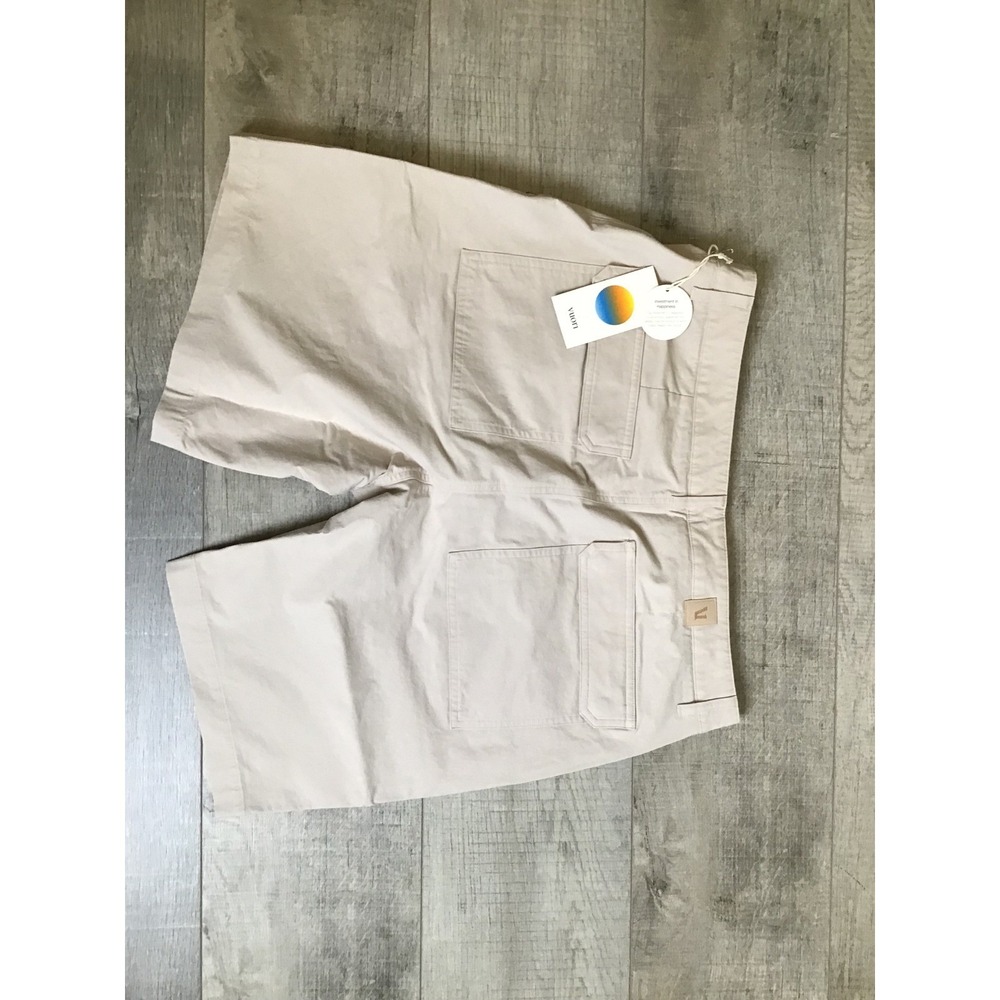 Vuori Men's Oatmeal Classic Woven Shorts Size 34 NWT - Picture 8 of 8